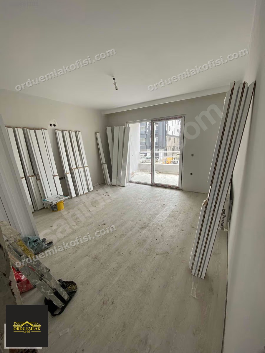 ŞAHİNCİLİ MAH'DE SIFIR 2+1 SATILIK DAİRE