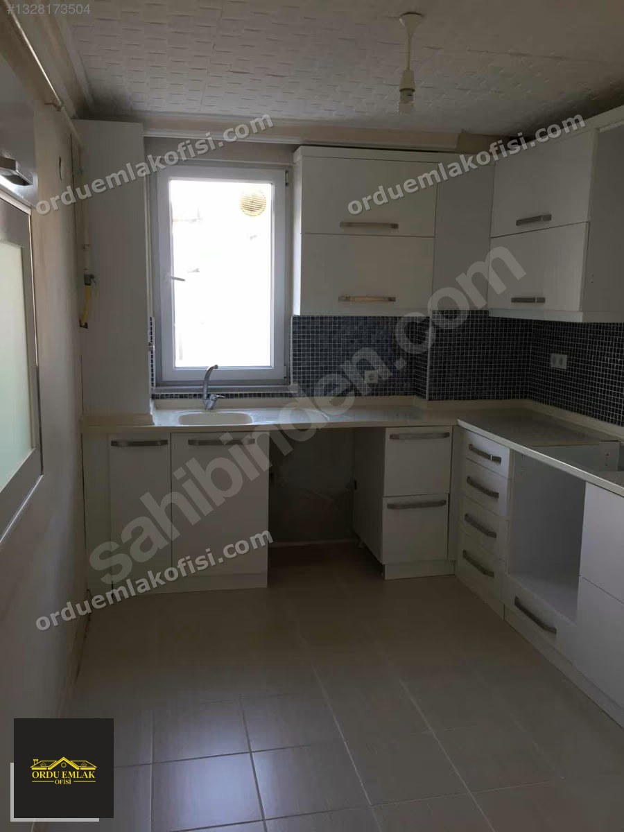 KARŞIYAKA MAH'DE 3+1 150m2 SATILIK DAİRE